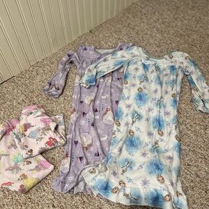 4t girls pajamas LOT